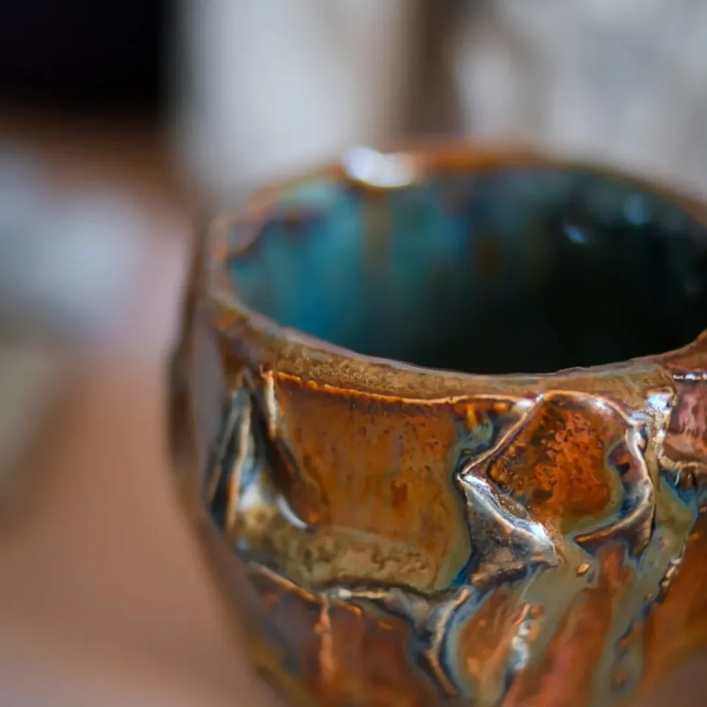 Chronic pain and art, mindfulness in ceramics, healing through pottery, Dharma and disability, resilient artist story.